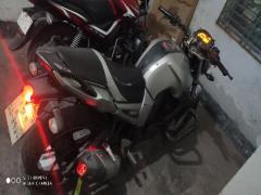 Yamaha FZs